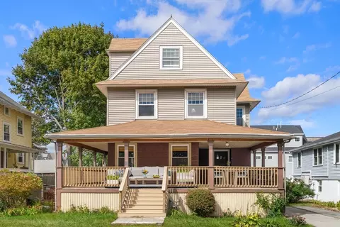 9 K St, Hull, MA 02045