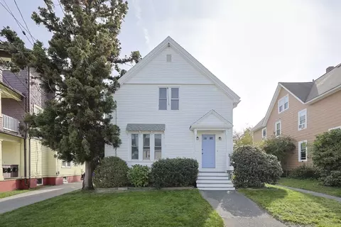 157 Park St, Attleboro, MA 02703
