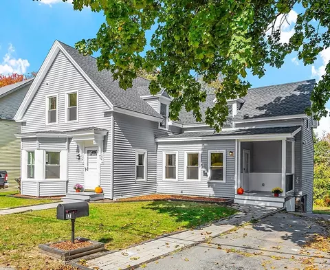 17 Prospect St, Templeton, MA 01436