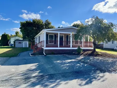 6 Hilltop Rd #122, Plainville, MA 02762