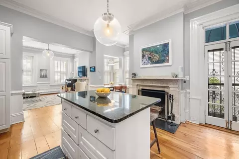 52 Sullivan St #1, Boston, MA 02129