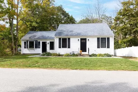 63 Pine St, Easton, MA 02375