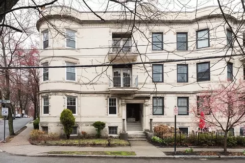 45 Dwight St, Brookline, MA 02446 photo 2