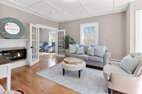 925 Washington, Abington, MA 02351