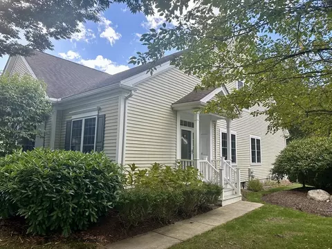 27 Cross Wind, Plymouth, MA 02360