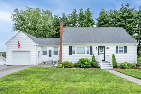 55 Kent Dr, Hudson, MA 01749