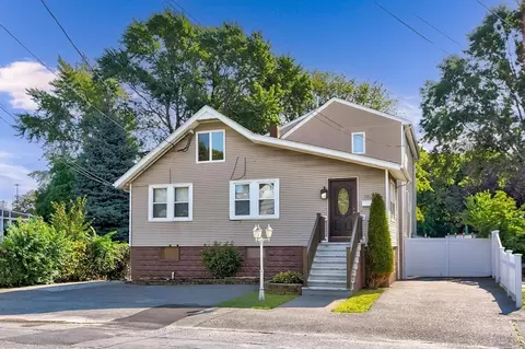 95 Harris St, Revere, MA 02151