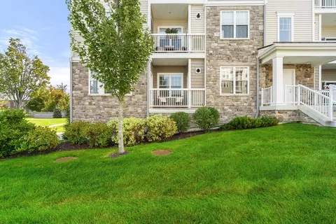 11101 Peters Farm Way #101, Westborough, MA 01581