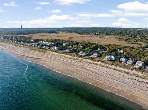 133 Phillips Rd, Bourne, MA 02532