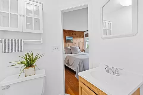 Bath - 133 Phillips Rd, Bourne, MA 02532 photo 2 of 4