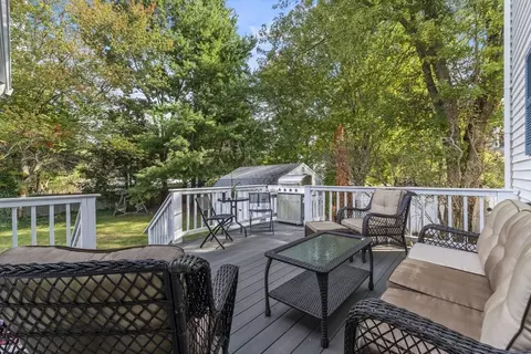 8 Mohawk Path, Bellingham, MA 02019 photo 23