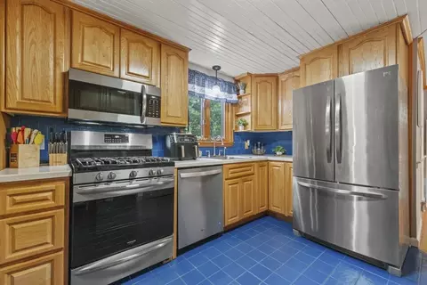 8 Mohawk Path, Bellingham, MA 02019 photo 15