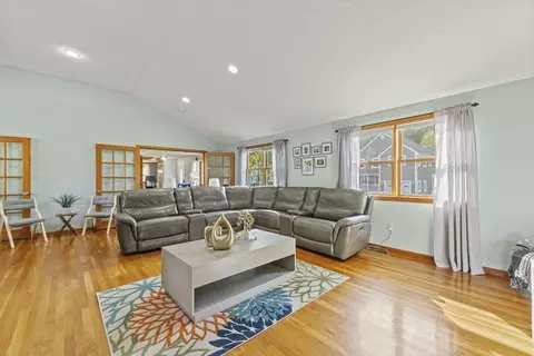 8 Mohawk Path, Bellingham, MA 02019 photo 6