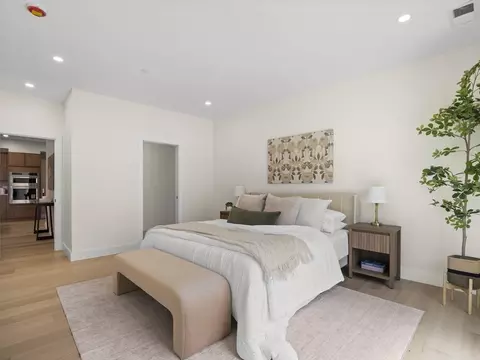 106-108 Bunker Hill St #2, Charlestown, MA 02129