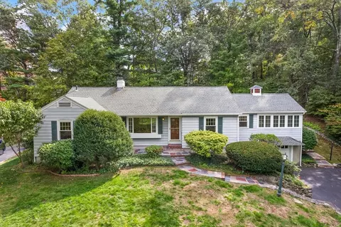 101 Burlington St, Lexington, MA 02420