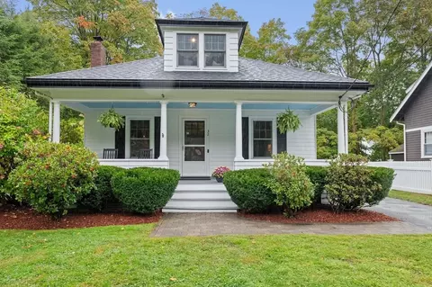 32 Chester Brook Rd, Waltham, MA 02452