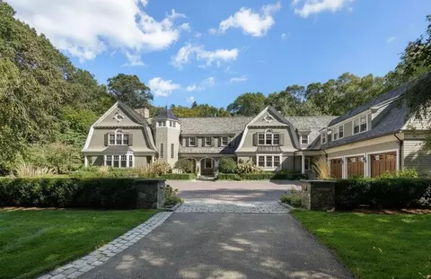 180 Highland St, Weston, MA 02493