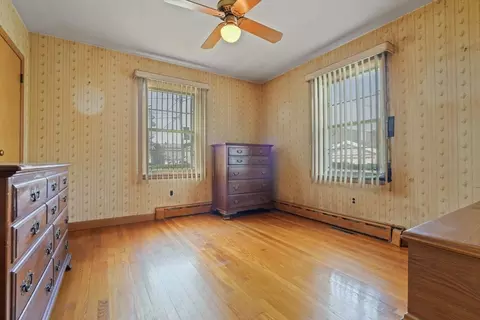 247 Pelham St, Fall River, MA 02721 photo 12