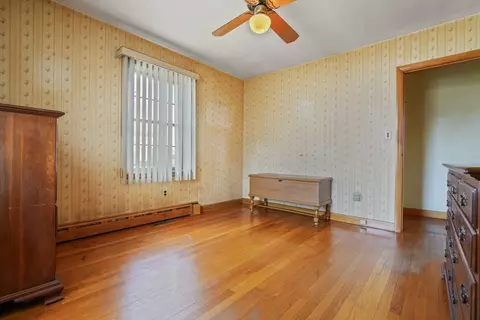 247 Pelham St, Fall River, MA 02721 photo 9