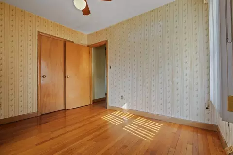 247 Pelham St, Fall River, MA 02721 photo 10