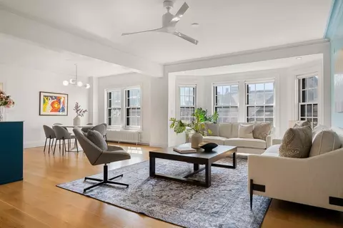 90 Commonwealth Ave #18, Boston, MA 02116