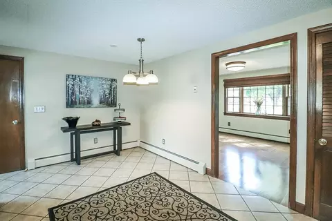 260 Dutchess St, Springfield, MA 01129 photo 17