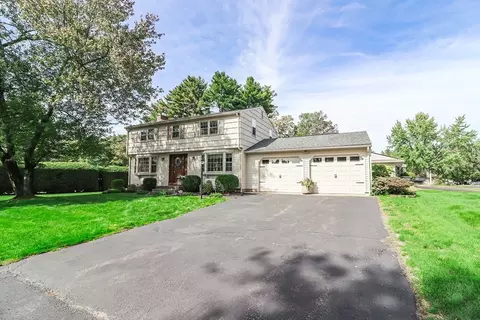 260 Dutchess St, Springfield, MA 01129