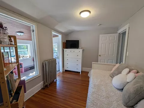 35 Carlton St, Springfield, MA 01108 photo 15