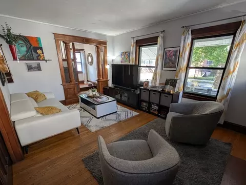 35 Carlton St, Springfield, MA 01108 photo 8