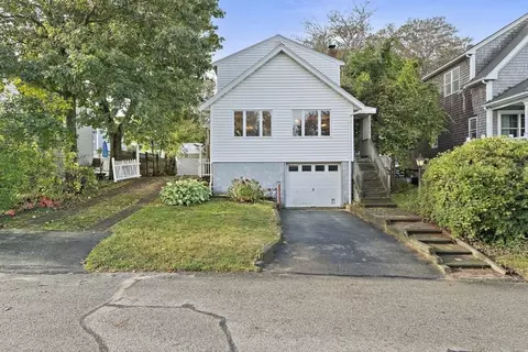 31 Bayview St, Marshfield, MA 02050