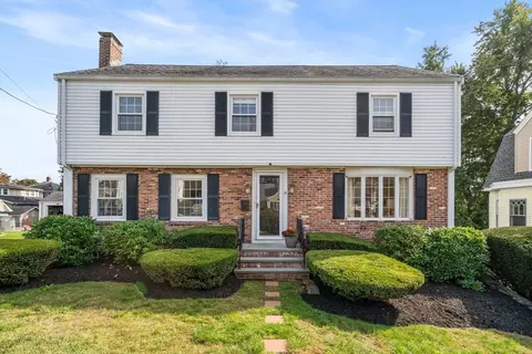 18 Boulevard Rd, Dedham, MA 02026