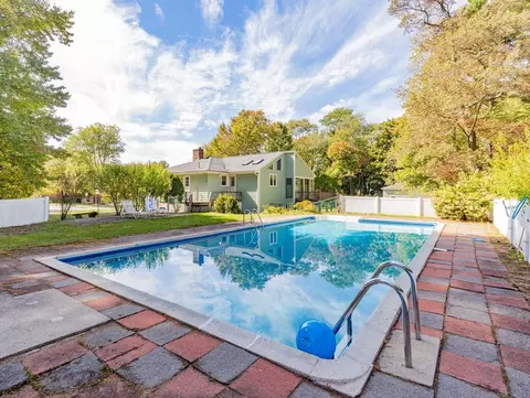 66 Gould St, Walpole, MA 02081 photo 25