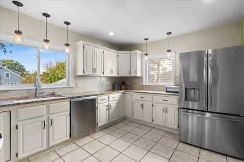 83 Edgemont Rd, Braintree, MA 02184 photo 14