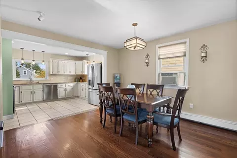 83 Edgemont Rd, Braintree, MA 02184 photo 10