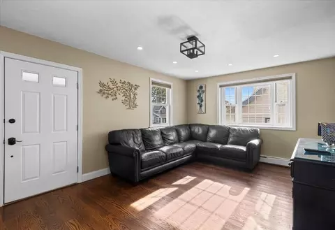 83 Edgemont Rd, Braintree, MA 02184 photo 7