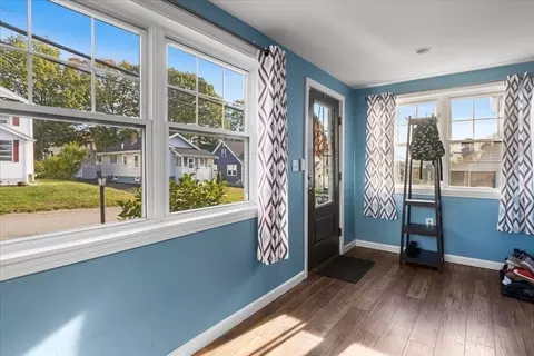 83 Edgemont Rd, Braintree, MA 02184 photo 5