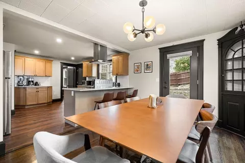 50 Sprague St, Dedham, MA 02026