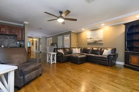 32 Bear Stump Cir, Raynham, MA 02767 photo 12