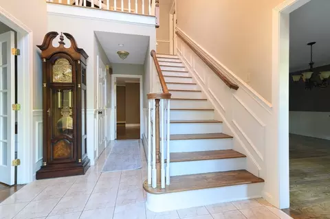 32 Bear Stump Cir, Raynham, MA 02767 photo 4