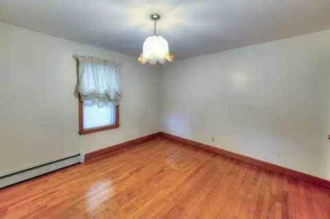 Bedroom - 135 Orient St, Worcester, MA 01604 photo 2 of 6