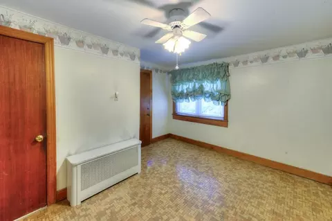 Bedroom - 135 Orient St, Worcester, MA 01604 photo 4 of 6