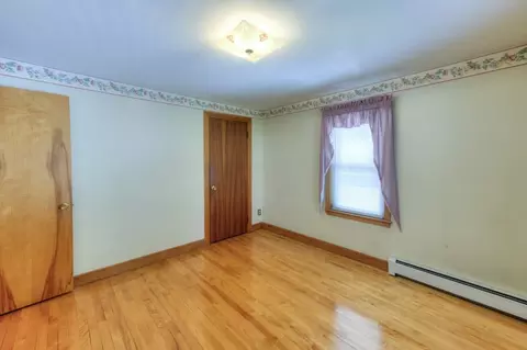 Bedroom - 135 Orient St, Worcester, MA 01604 photo 1 of 6