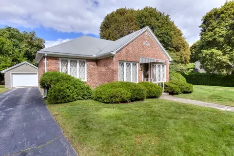 Exterior - 135 Orient St, Worcester, MA 01604 photo 2 of 5