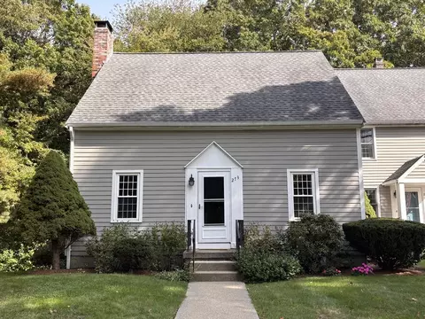 273 Twin Lakes Dr #273, Halifax, MA 02338