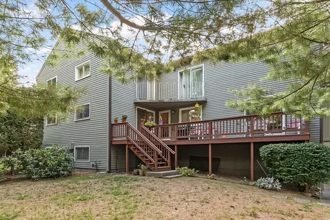102 Captain Eames Cir #102, Ashland, MA 01721