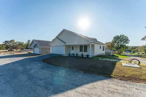 5 Nahaco Hill Ln #5, Eastford, CT 06242