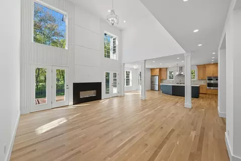 Living - 8 Hough Rd, Sutton, MA 01590 photo 1 of 7