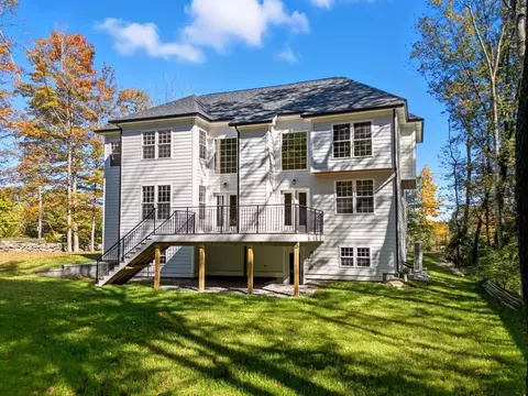 Exterior - 8 Hough Rd, Sutton, MA 01590 photo 5 of 5