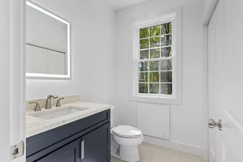 Bath - 8 Hough Rd, Sutton, MA 01590 photo 1 of 4