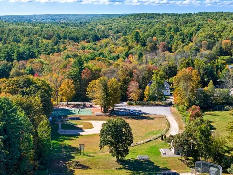 View/Area - 8 Hough Rd, Sutton, MA 01590 photo 2 of 2